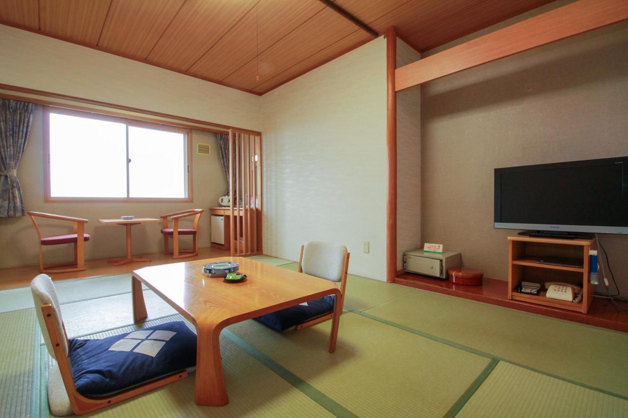 Iwanai Kogen Hotel Buitenkant foto